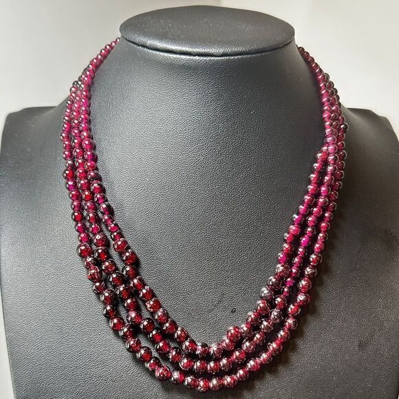 Three strands of SOLID GARNET graduated beaded necklace with silver tone clasp! - Picture 11 of 11